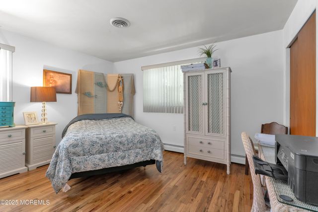 24 Mount Matterhorn Lane, Toms River, NJ 08753