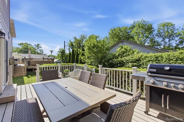 6790 Edwood Avenue, West Bloomfield, MI 48324