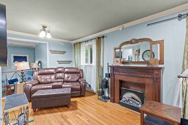 687 Hopping Road, Belford, NJ 07718