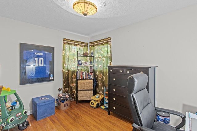 687 Hopping Road, Belford, NJ 07718