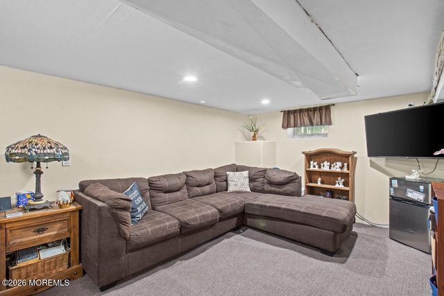 687 Hopping Road, Belford, NJ 07718