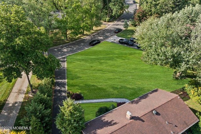 687 Hopping Road, Belford, NJ 07718