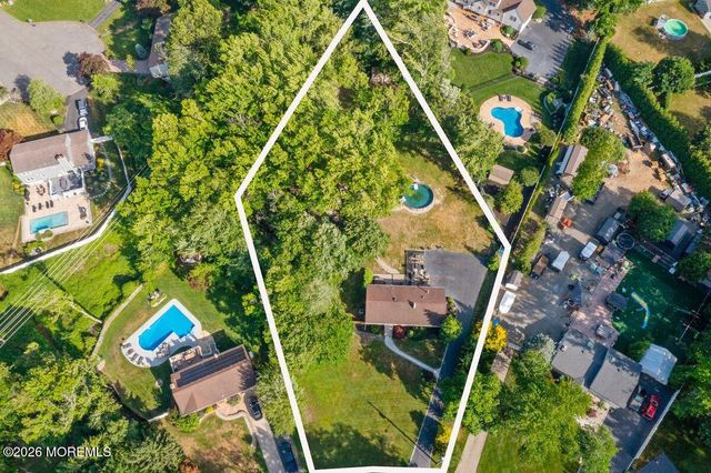 687 Hopping Road, Belford, NJ 07718