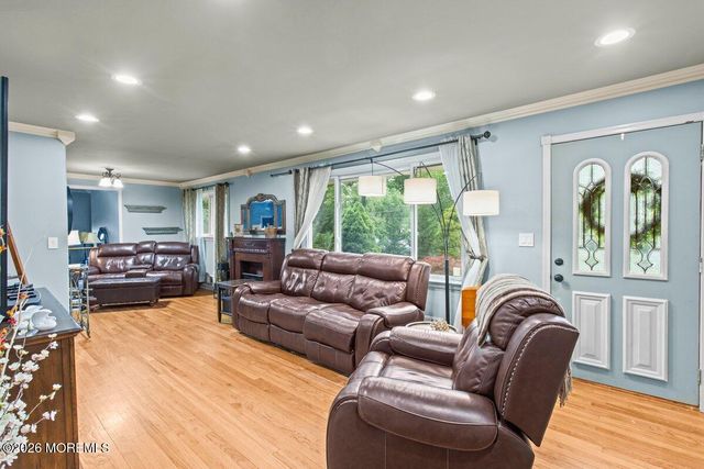 687 Hopping Road, Belford, NJ 07718