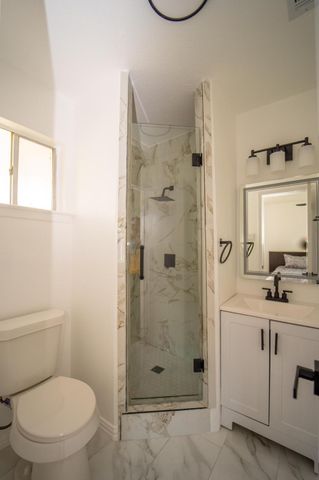 904 Dee Lane, Bedford, TX 76022