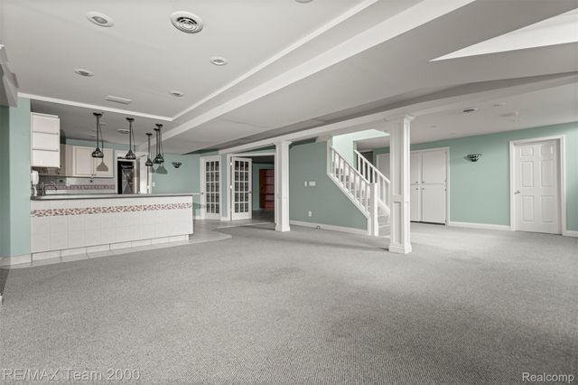 741 Briarcliff Drive, Grosse Pointe, MI 48236