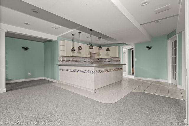 741 Briarcliff Drive, Grosse Pointe, MI 48236