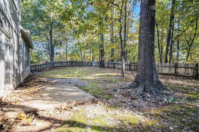 1169 Oaks Place, Stone Mountain, GA 30083