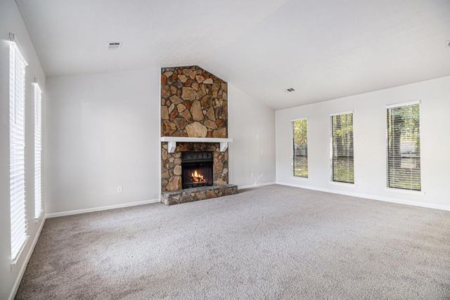 1169 Oaks Place, Stone Mountain, GA 30083