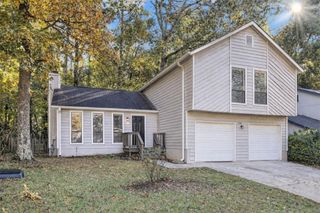 1169 Oaks Place, Stone Mountain, GA 30083