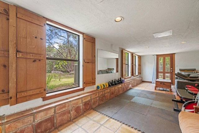 707 Flite Acres RD, Wimberley, TX 78676