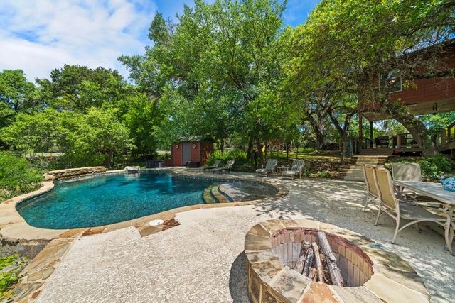 707 Flite Acres RD, Wimberley, TX 78676