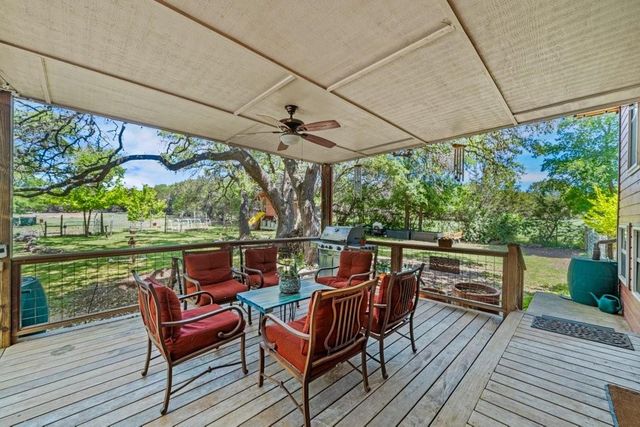 707 Flite Acres RD, Wimberley, TX 78676