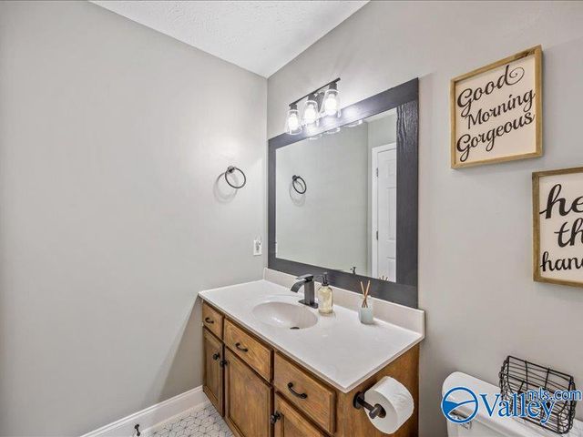 29353 Lakeview Drive, Ardmore, AL 35739