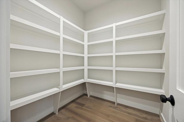 1031 Lake Breeze Drive, Waller, TX 77484