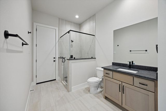 1031 Lake Breeze Drive, Waller, TX 77484