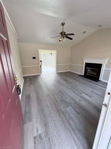 3904 Landover Drive, High Point, NC 27265