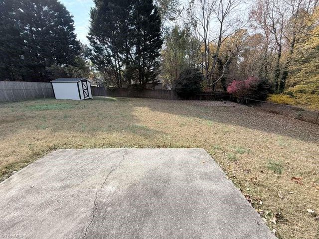 3904 Landover Drive, High Point, NC 27265