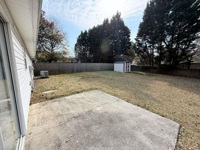 3904 Landover Drive, High Point, NC 27265