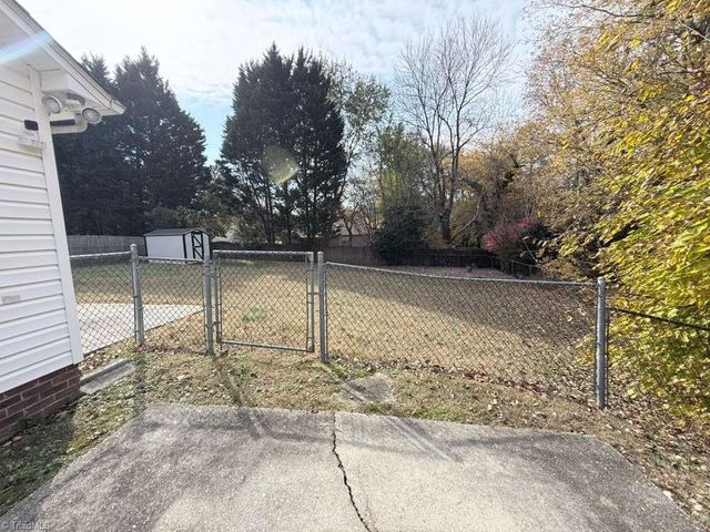 3904 Landover Drive, High Point, NC 27265