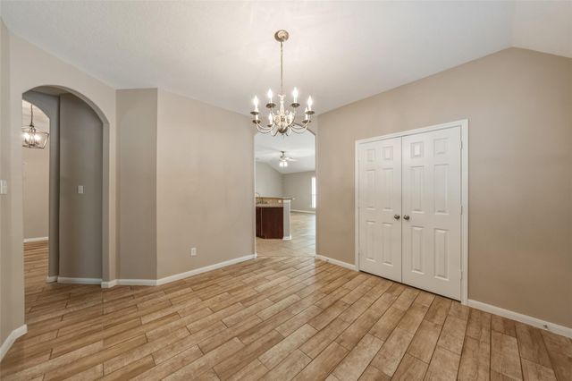 30627 N Sulphur Creek Drive, Magnolia, TX 77355