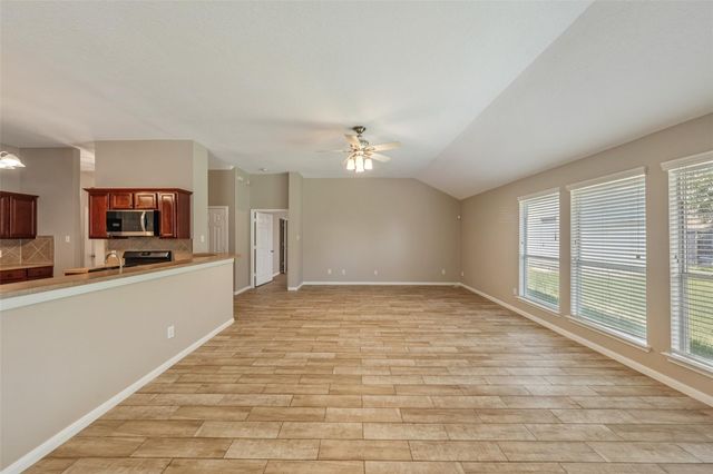 30627 N Sulphur Creek Drive, Magnolia, TX 77355