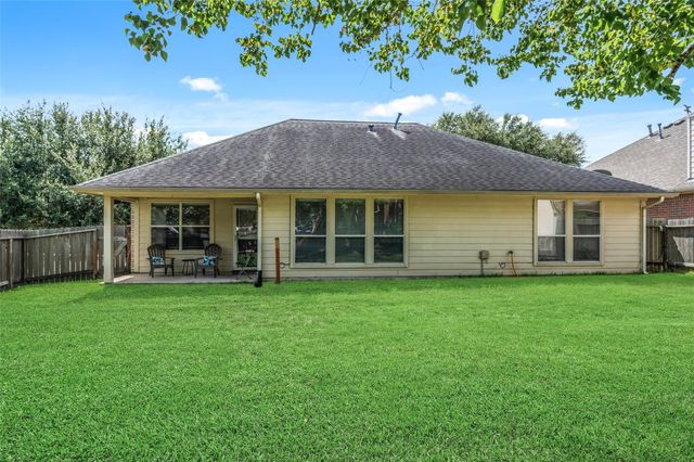 30627 N Sulphur Creek Drive, Magnolia, TX 77355