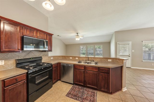 30627 N Sulphur Creek Drive, Magnolia, TX 77355