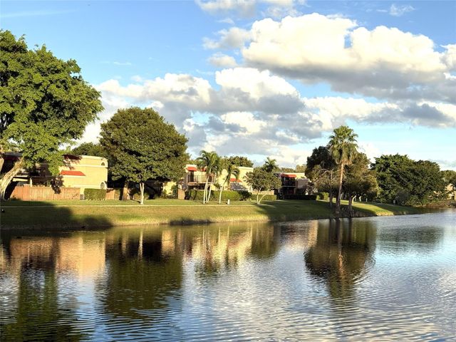 8171 Severn Drive D, Boca Raton, FL 33433