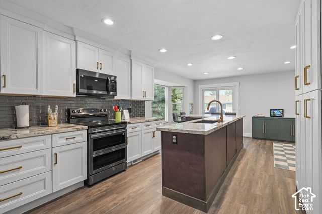 77 E GLOVERS LN, Farmington, UT 84025