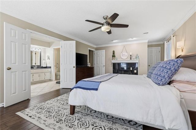 12526 Walmer Street, Overland Park, KS 66209