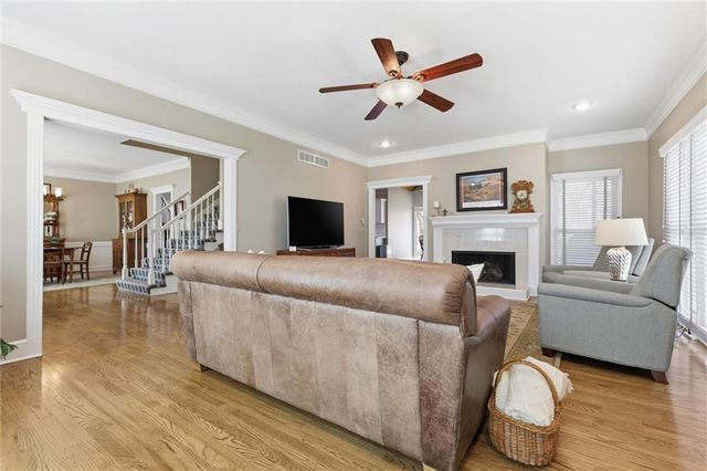 12526 Walmer Street, Overland Park, KS 66209