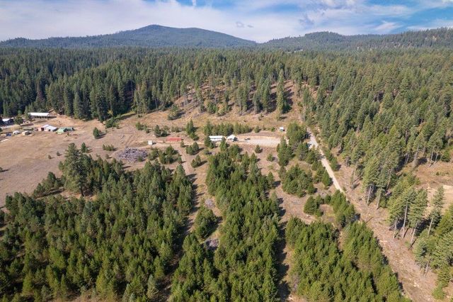 3692 Spring Valley Rd, Newport, WA 99156