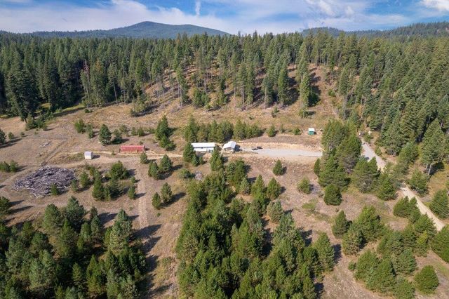 3692 Spring Valley Rd, Newport, WA 99156