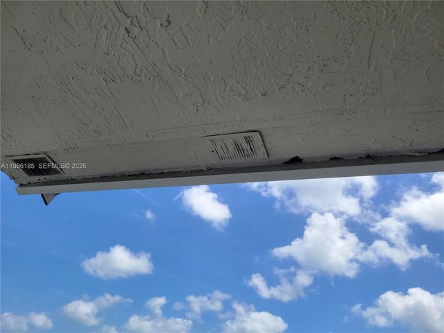 8260 SW 210th St 319, Cutler Bay, FL 33189