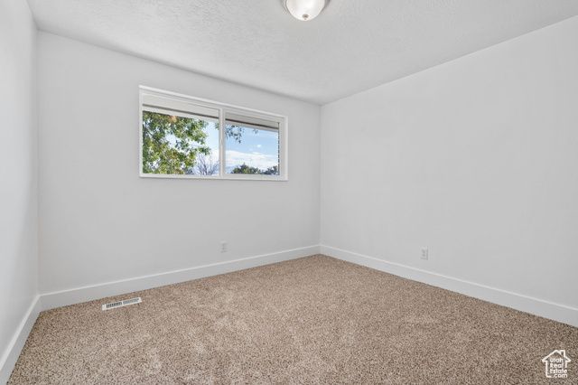 6894 S 3420 W, West Jordan, UT 84084