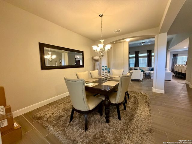 13211 Highland Woods, San Antonio, TX 78254