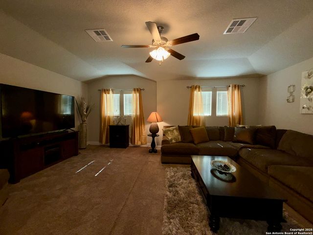 13211 Highland Woods, San Antonio, TX 78254