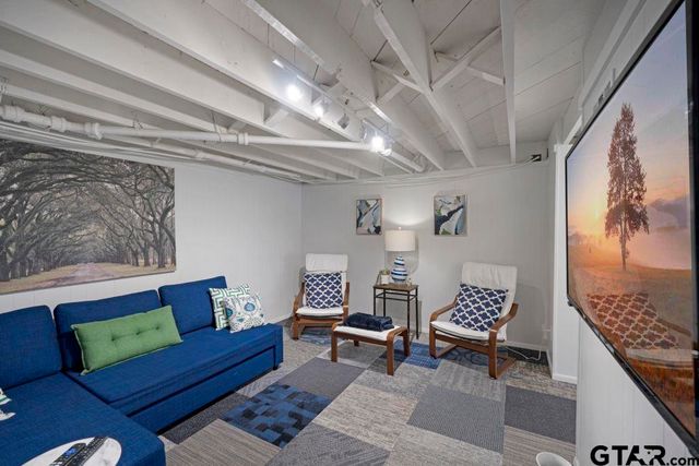 3200 Dinah Ln, Tyler, TX 75701