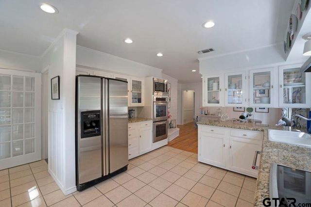 3200 Dinah Ln, Tyler, TX 75701