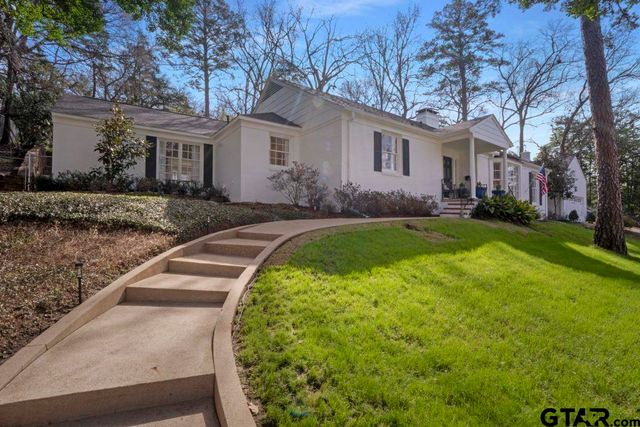 3200 Dinah Ln, Tyler, TX 75701