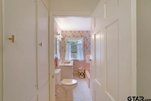 3200 Dinah Ln, Tyler, TX 75701