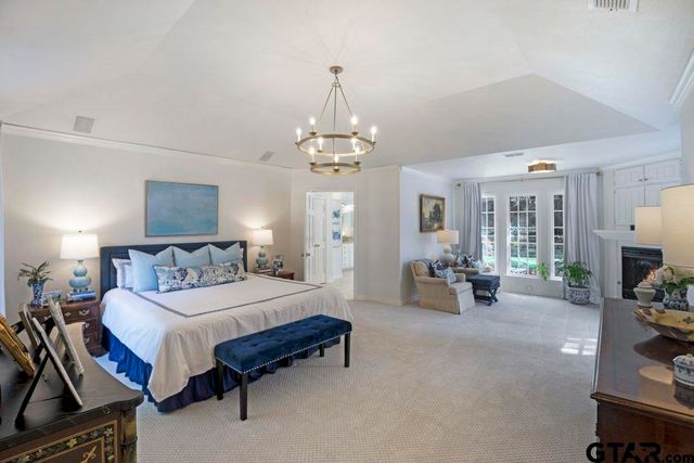 3200 Dinah Ln, Tyler, TX 75701