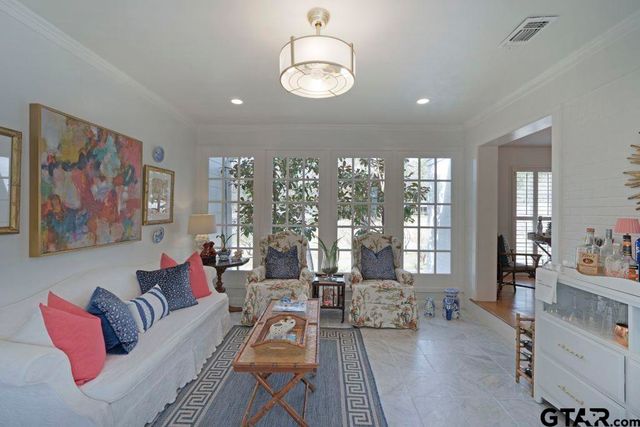 3200 Dinah Ln, Tyler, TX 75701