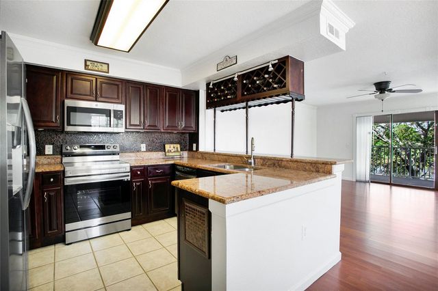 13815 FAIRWAY ISLAND DRIVE 1328, Orlando, FL 32837
