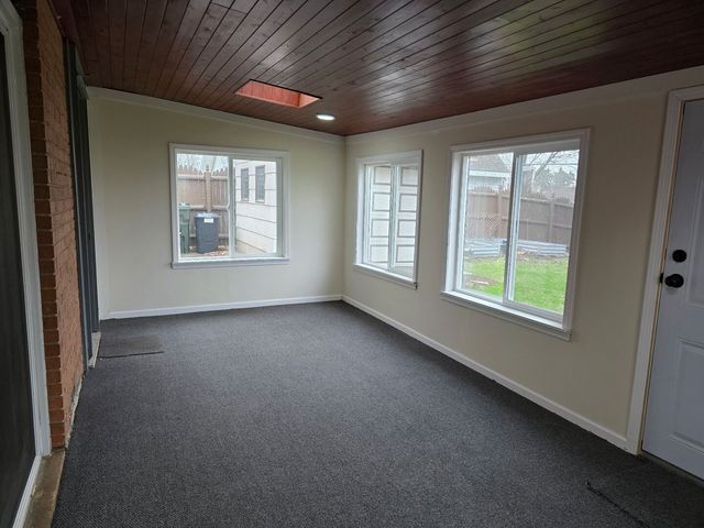 9407 Elm Avenue, Mokena, IL 60448