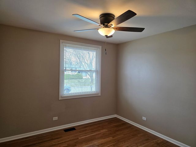 9407 Elm Avenue, Mokena, IL 60448