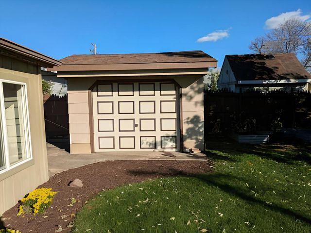 9407 Elm Avenue, Mokena, IL 60448
