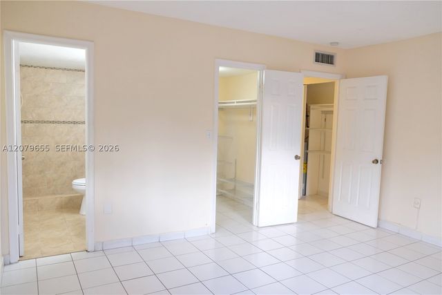 9962 SW 88th St 722-7, Miami, FL 33176