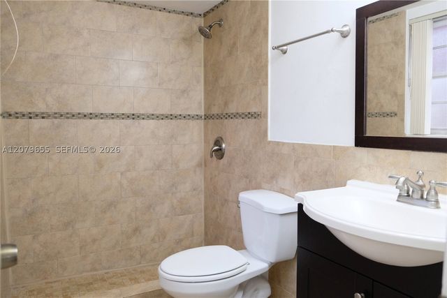 9962 SW 88th St 722-7, Miami, FL 33176